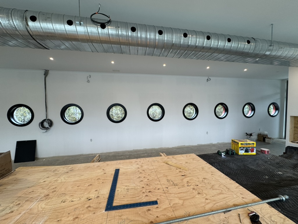 Pavillon d’accueil Bota Bota
Un projet qui combine style moderne et finitions soignées pour un résultat durable